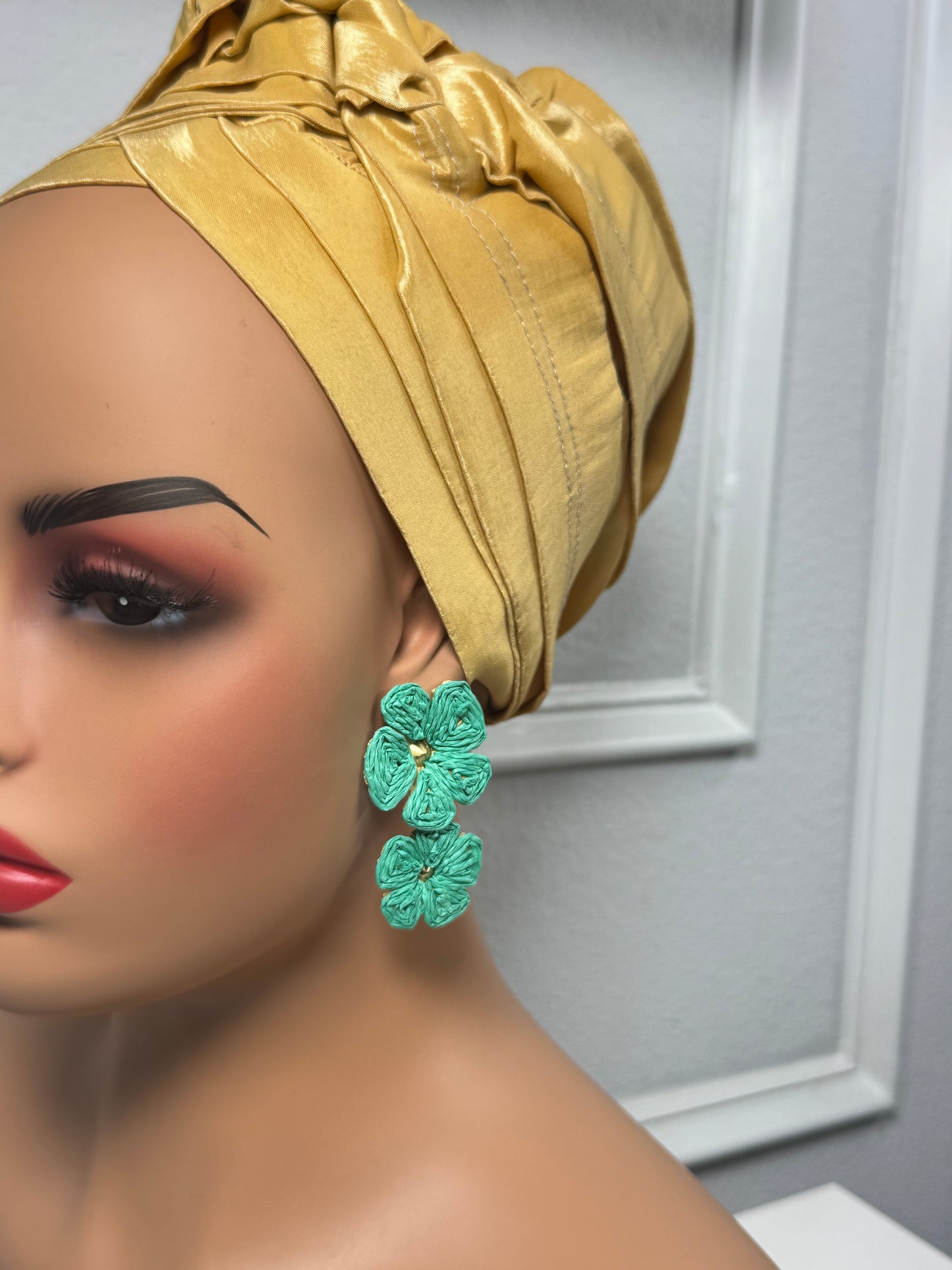 Afrocentric earrings (Mint green)